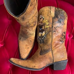 Durango brown leather pinup fashion boots W10M